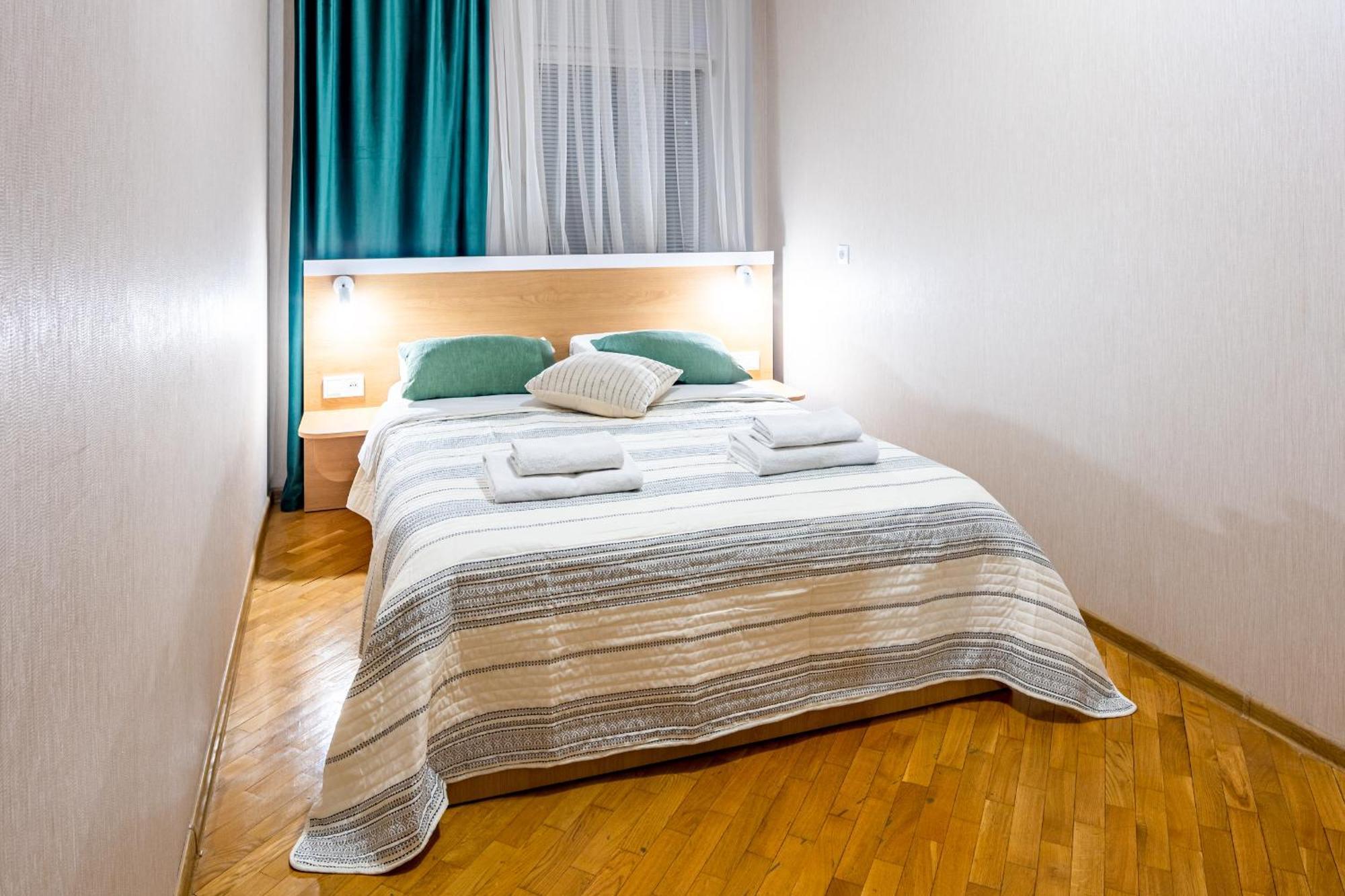 Just Another Comfy Apartment On The Main Squere. 2 Bedrooms, Own Heating, Ac リヴィウ エクステリア 写真