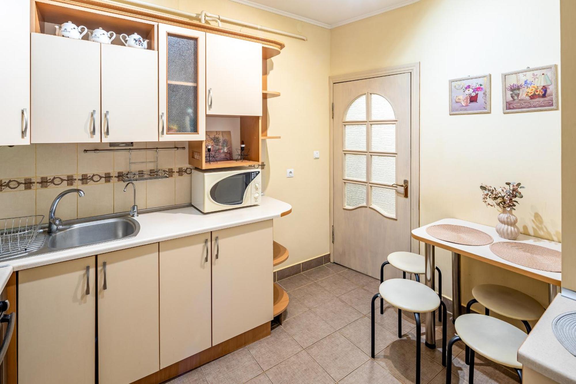 Just Another Comfy Apartment On The Main Squere. 2 Bedrooms, Own Heating, Ac リヴィウ エクステリア 写真